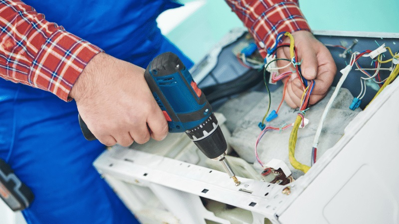 Karamürsel Beko Beko çamaşır makinesi kart tamiri – Su almama arızası orijinal parça ile giderildi. - Teknik servis örneği
